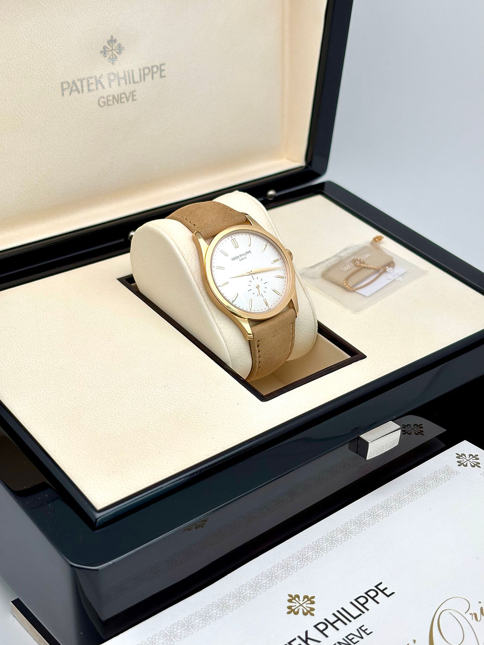 Miniaturbild: Patek Philippe Calatrava 5196J-001 2018