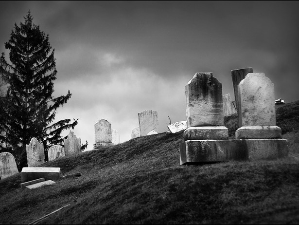 2016-02 Williamstown Graves BW.jpg