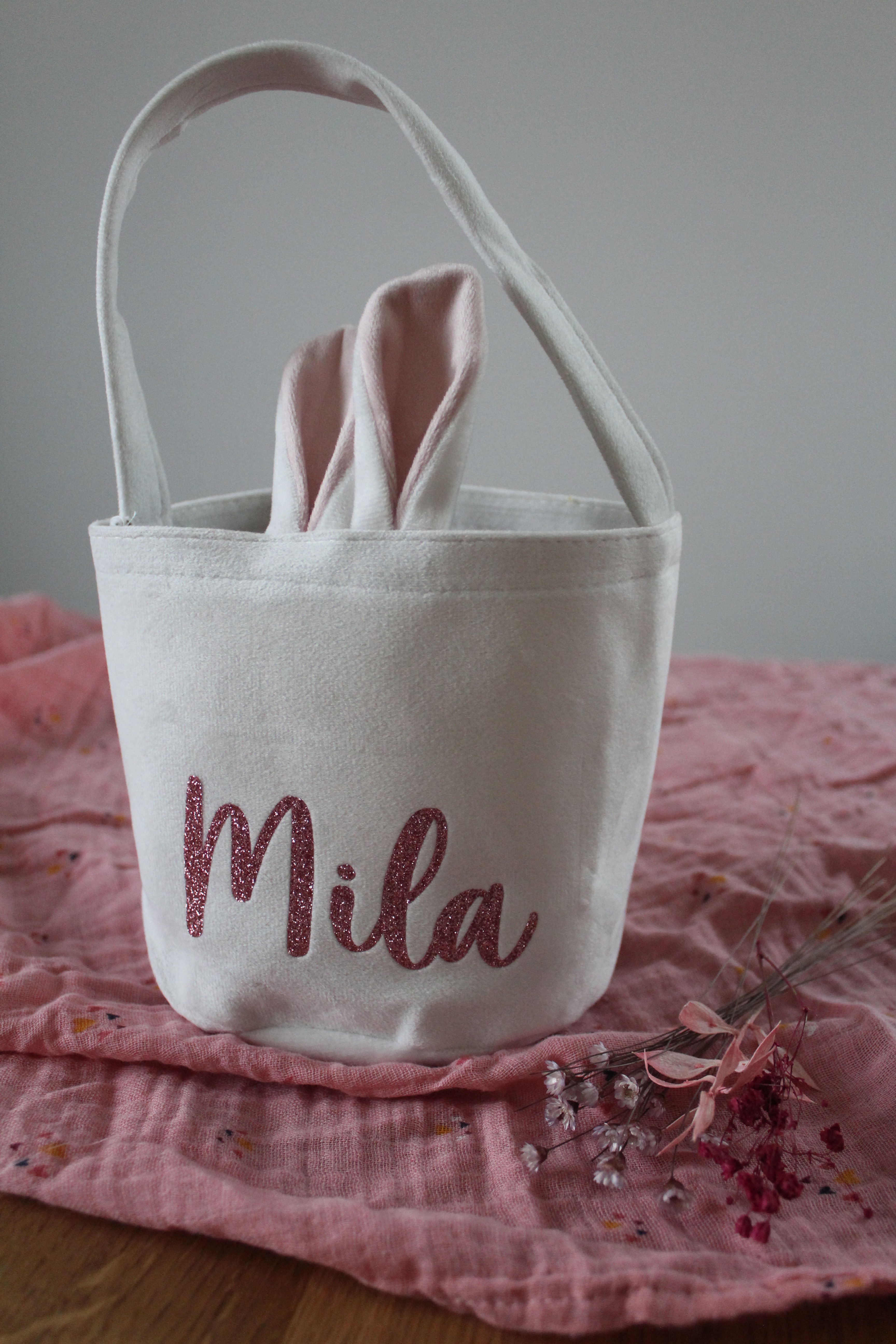 Osterkörbchen mit Hasenohren