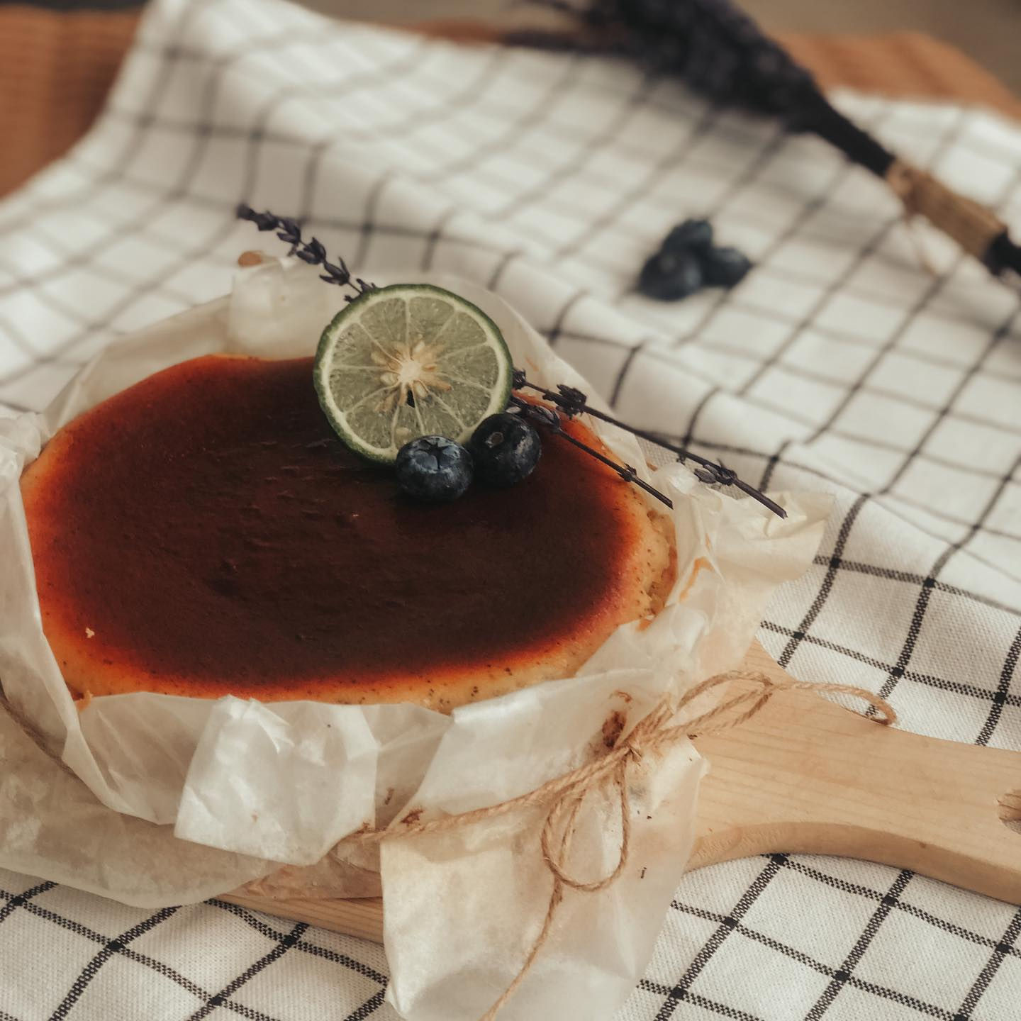 6" Basque Stlye Earl Grey Burnt Cheese Cake