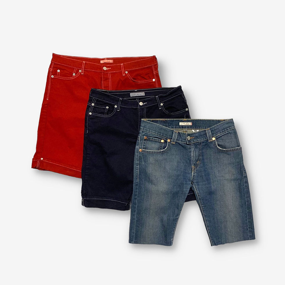 Thumbnail: 25 x Vintage Women's Levi's Bermuda Shorts