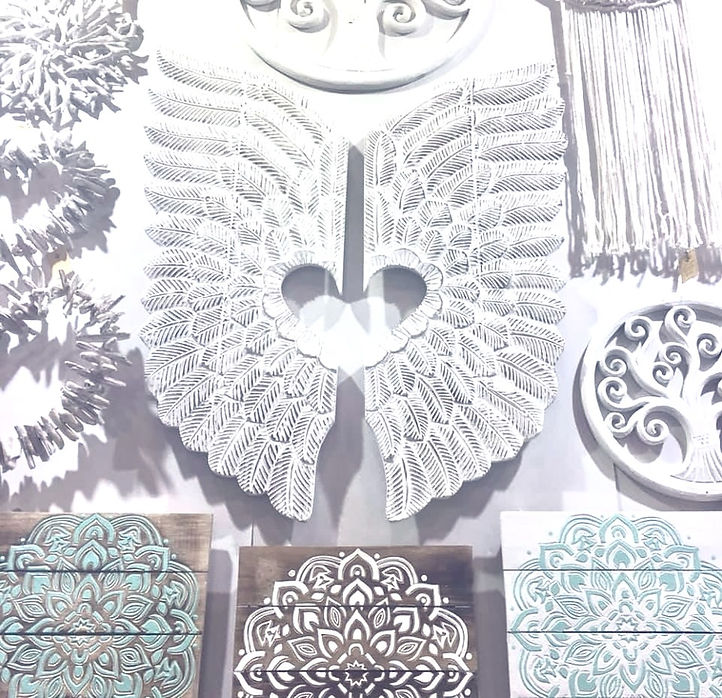 white%20wood%20wings_edited_edited.jpg