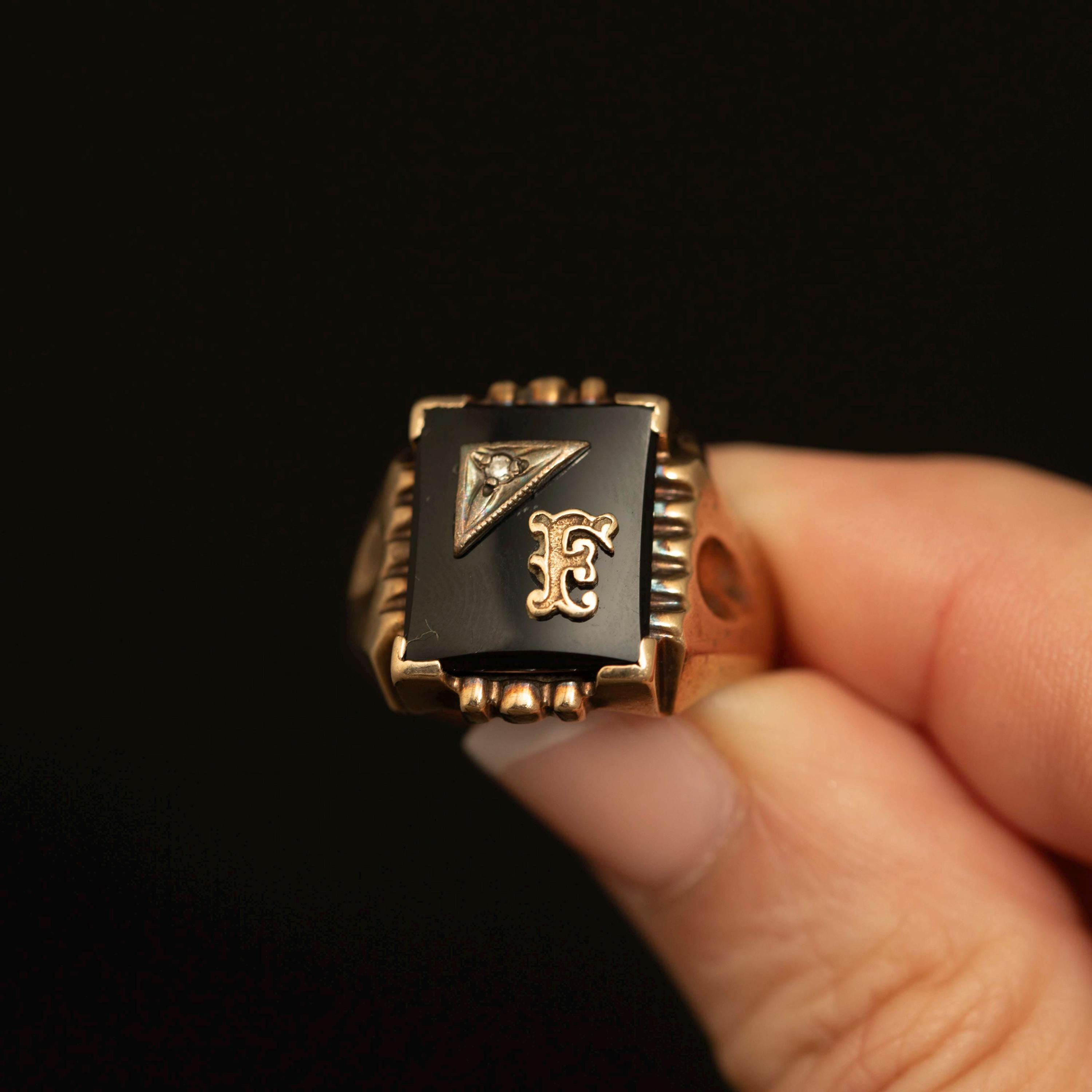 Vintage 10K Gold Onyx Diamond Initial F Ring · Men's Signet · Size 9.5