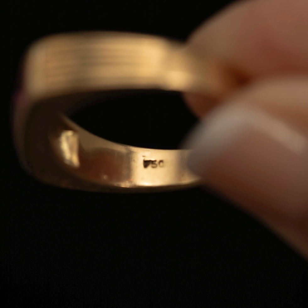Thumbnail: Vintage 18K Gold Ruby Ring · Three Square-Cut Rubies · Engraved Shoulders