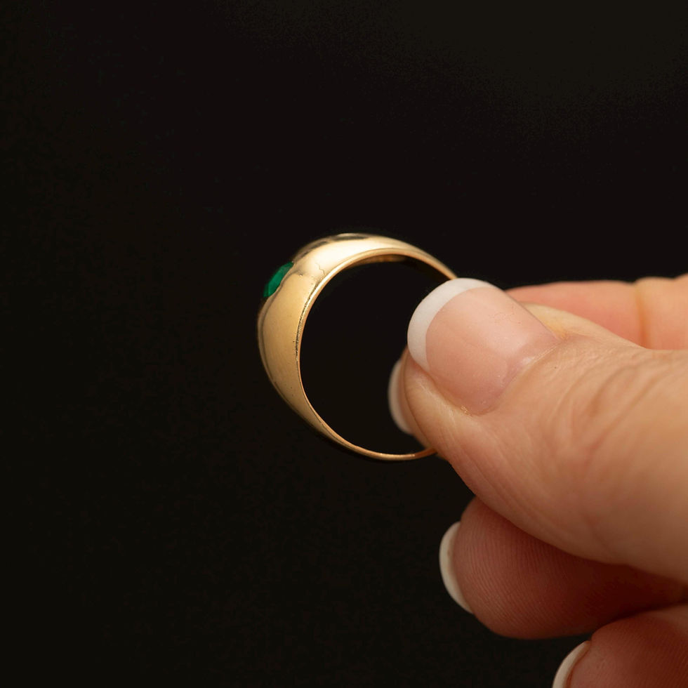 Thumbnail: Vintage 18K Gold Emerald Signet Ring · Minimalist Emerald Band