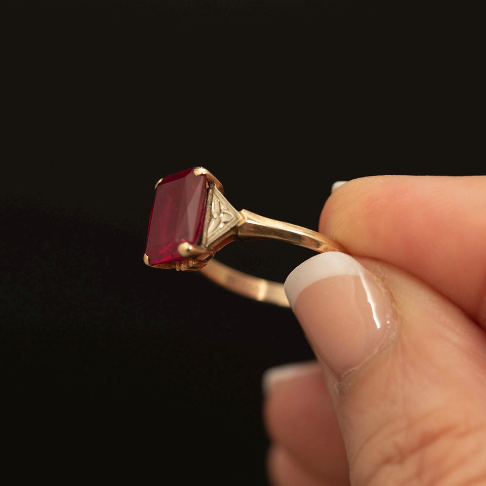 Thumbnail: side angle of ruby and interios