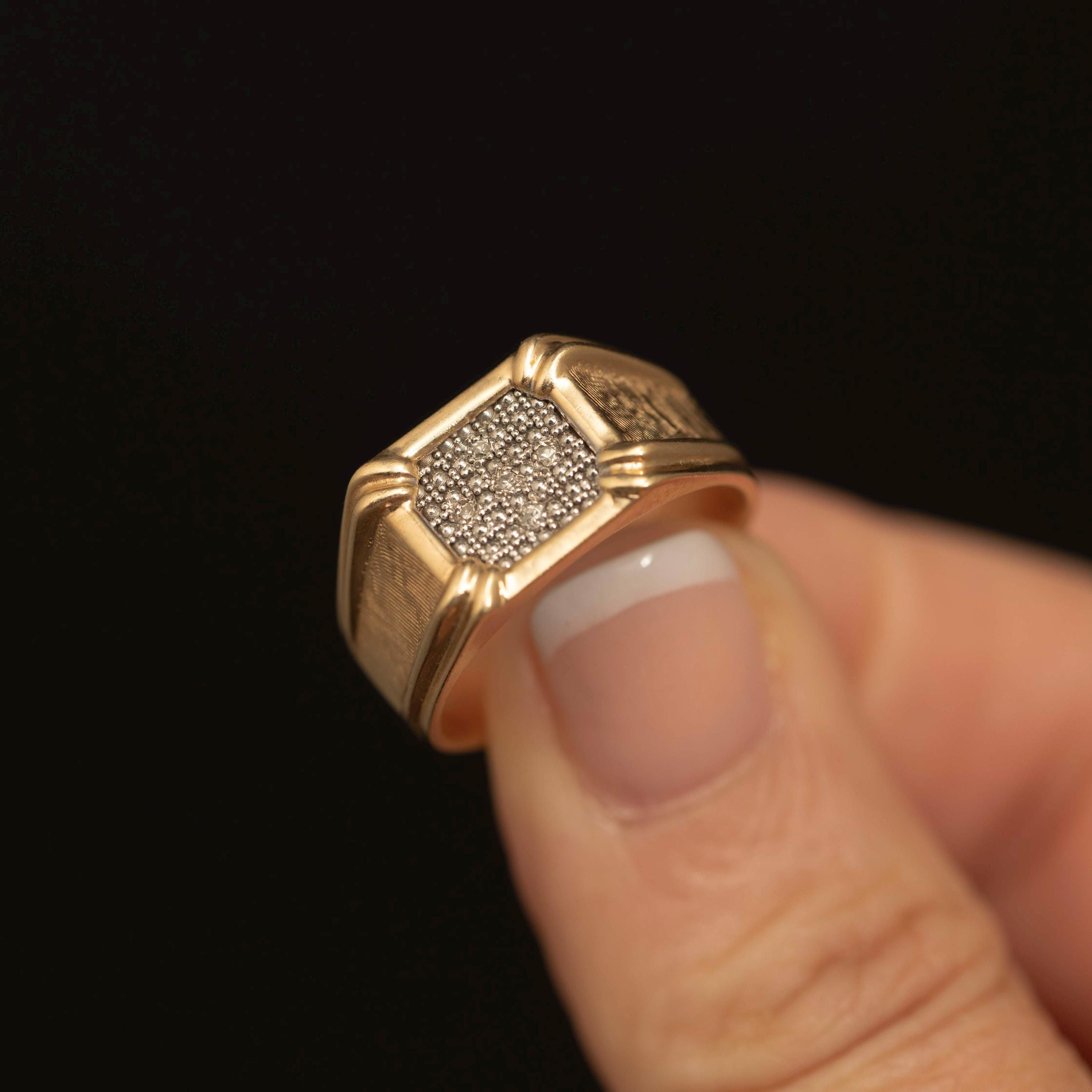 Vintage 10K Gold Signet Ring · Five Diamond Men's Ring · Size 9