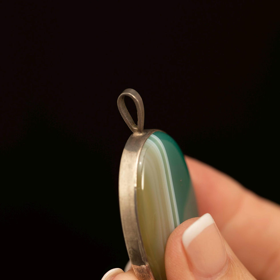 Thumbnail: Vintage Scottish Green Agate Pendant in Sterling Silver