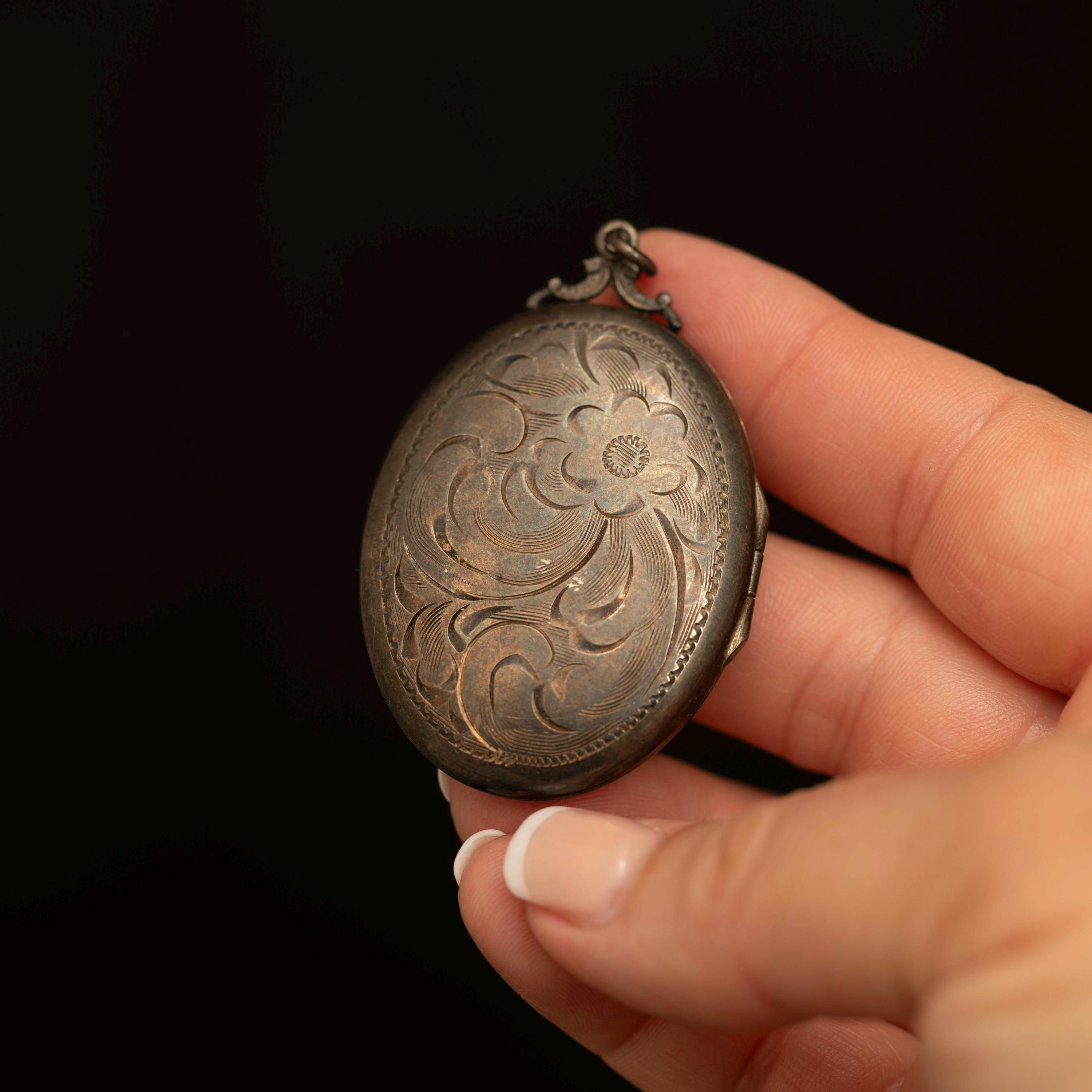 Vintage Birks Sterling Silver Locket · Engraved Floral Oval Pendant