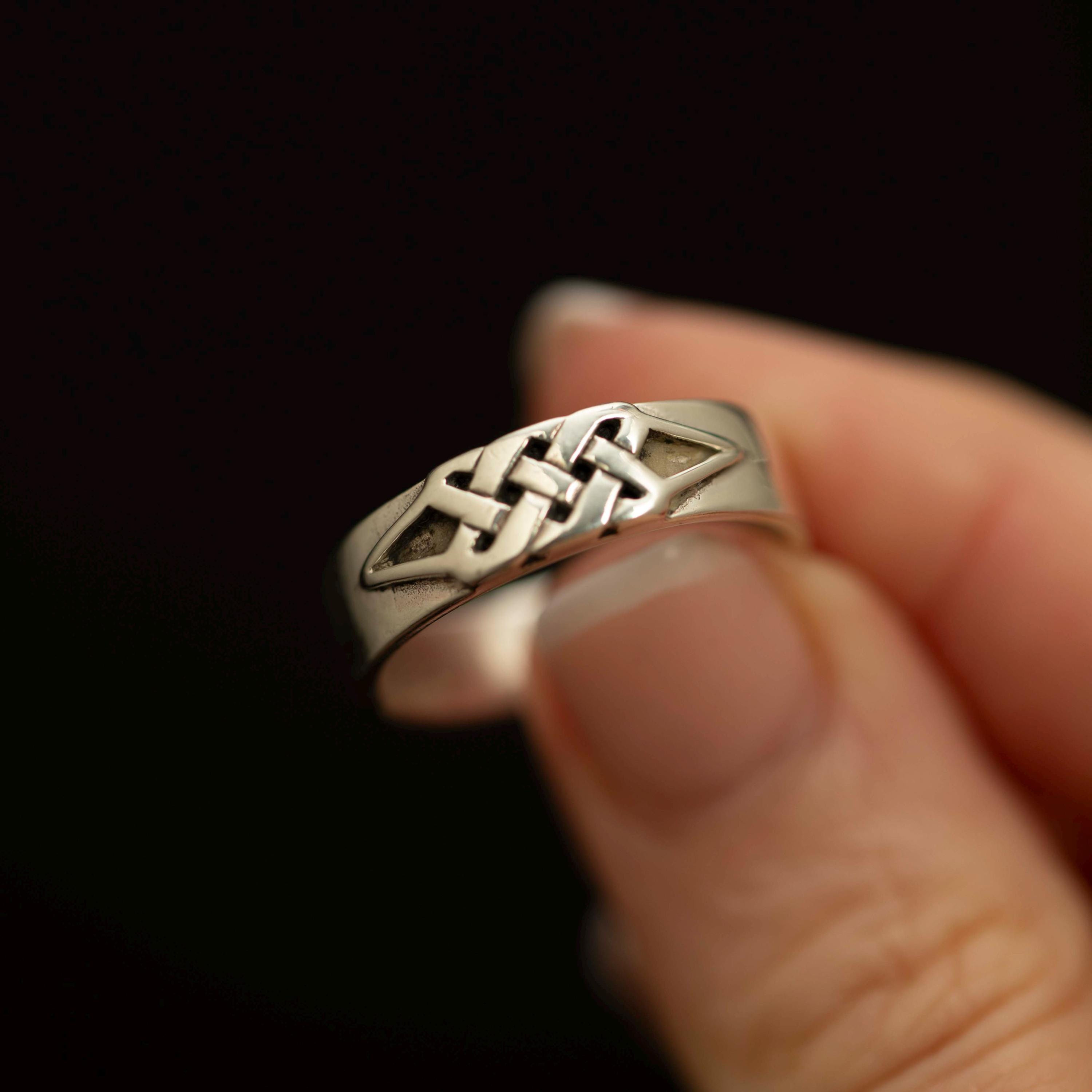 Vintage Sterling Silver Celtic Knot Ring · Wide Band · Irish Statement Ring
