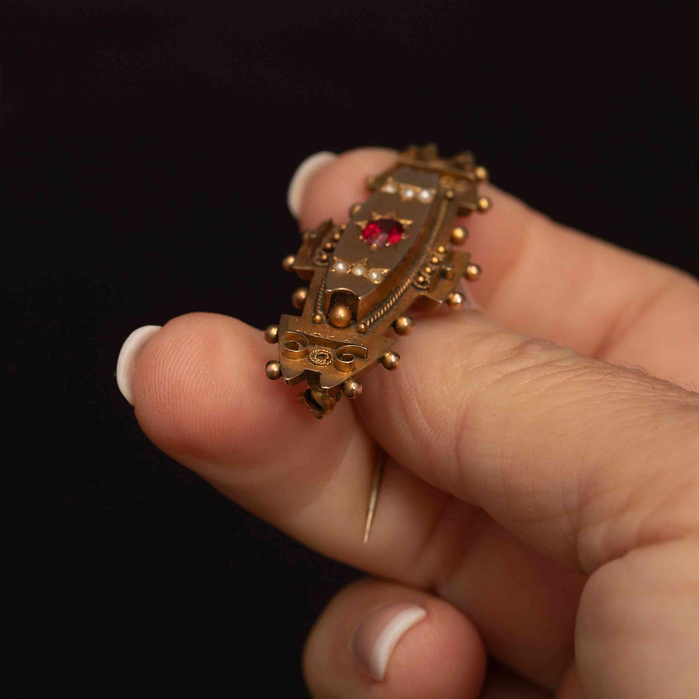 Thumbnail: Victorian 9k Gold Garnet & Seed Pearl Brooch with Starburst Etching
