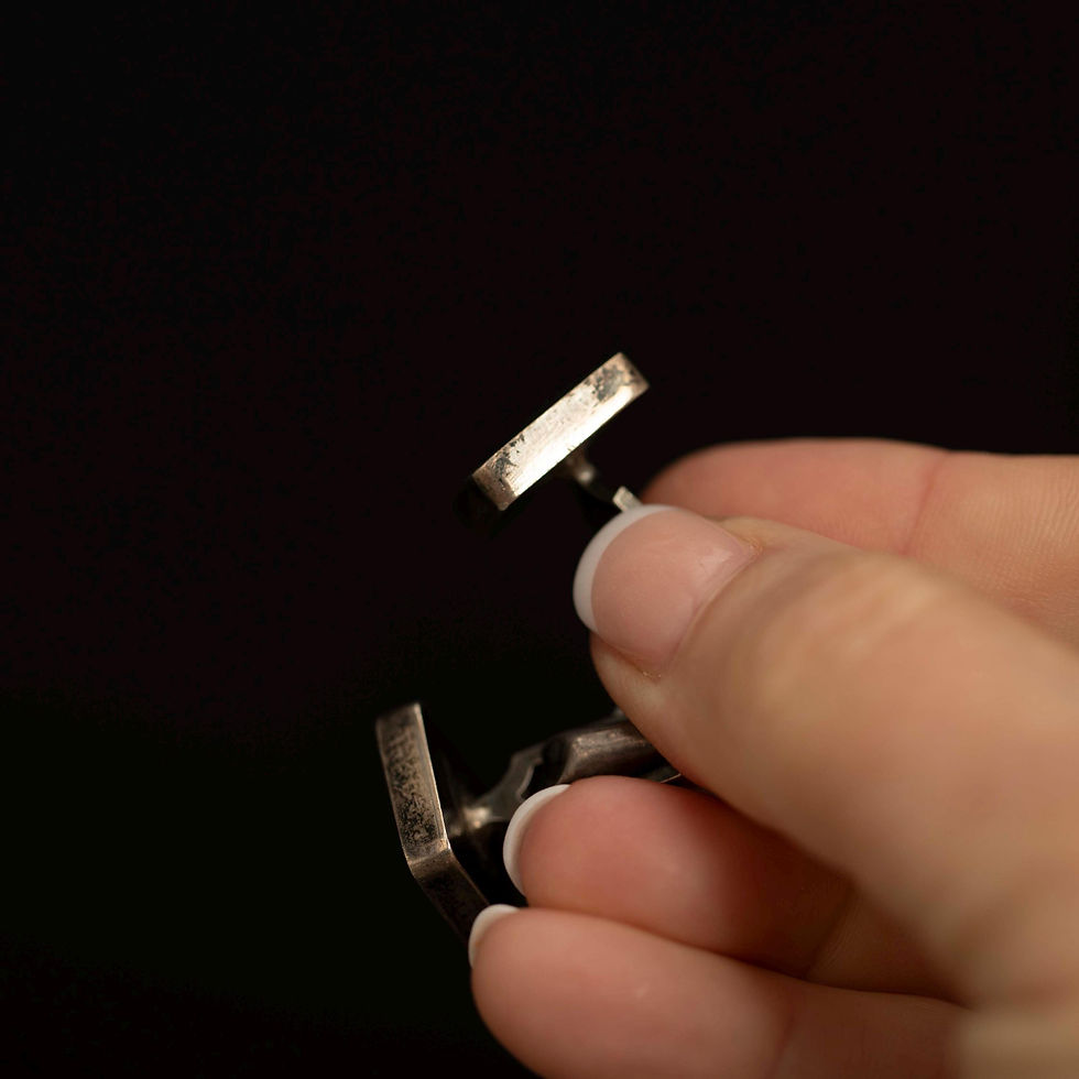 Thumbnail: Side profile showing vintage cufflink mechanism