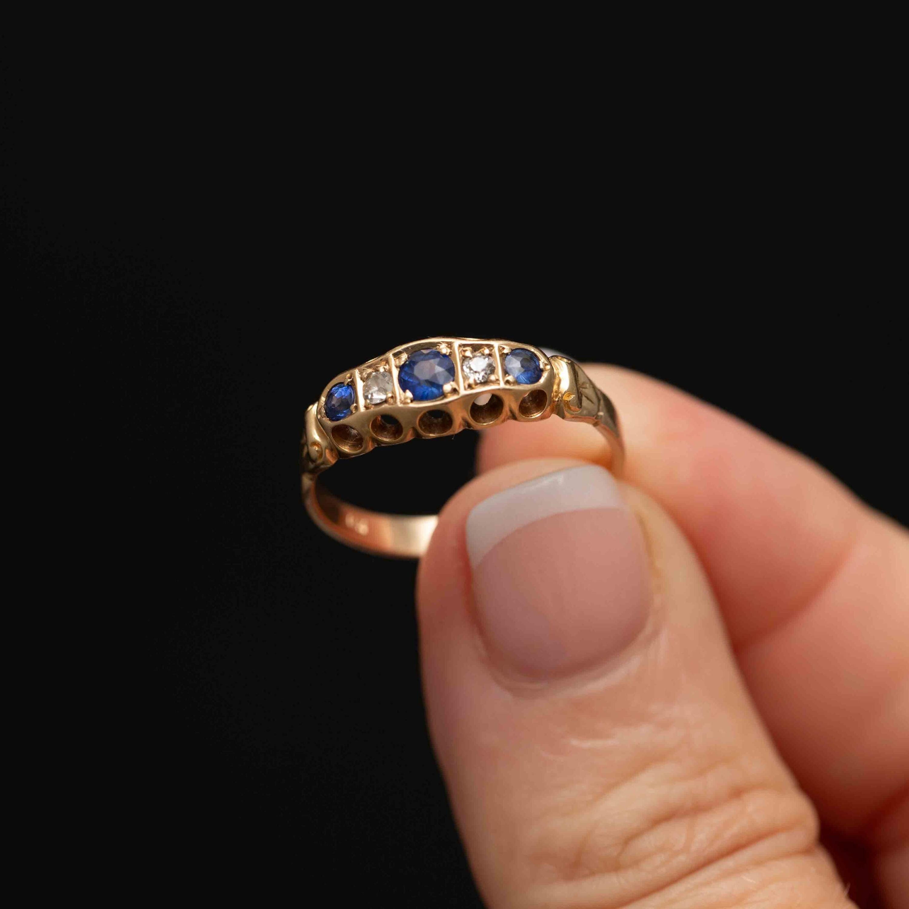 14k Victorian Estate Gold Ring with Sapphires and Diamonds