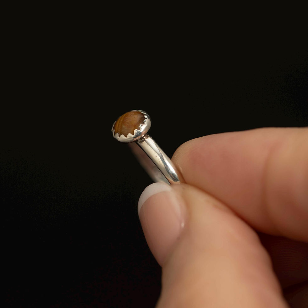 Thumbnail: Vintage Sterling Silver Tiger’s Eye Ring, Petite Cabochon, Size 7.25