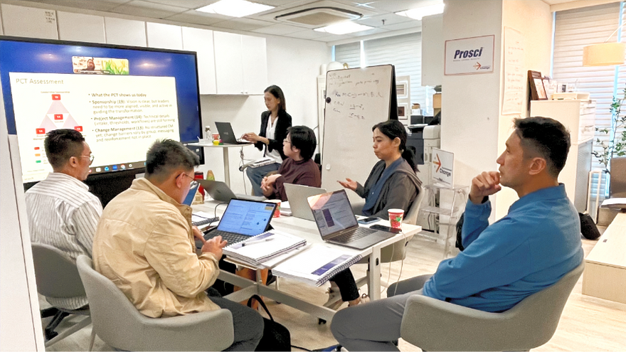 ChangeAccomplishment HK Successfully Delivers Inaugural AI-Focused Prosci® Change Management Certification