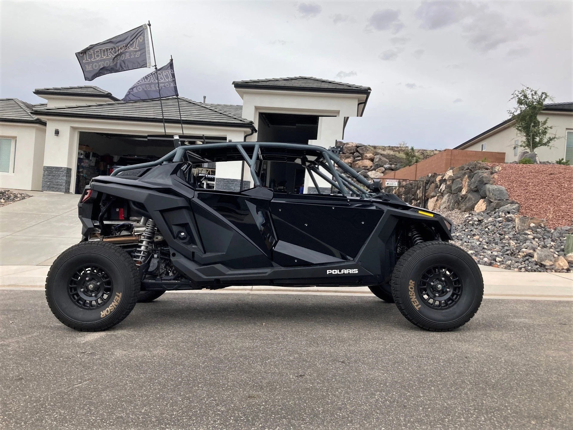 PRO XP 4 SEATER CAGES