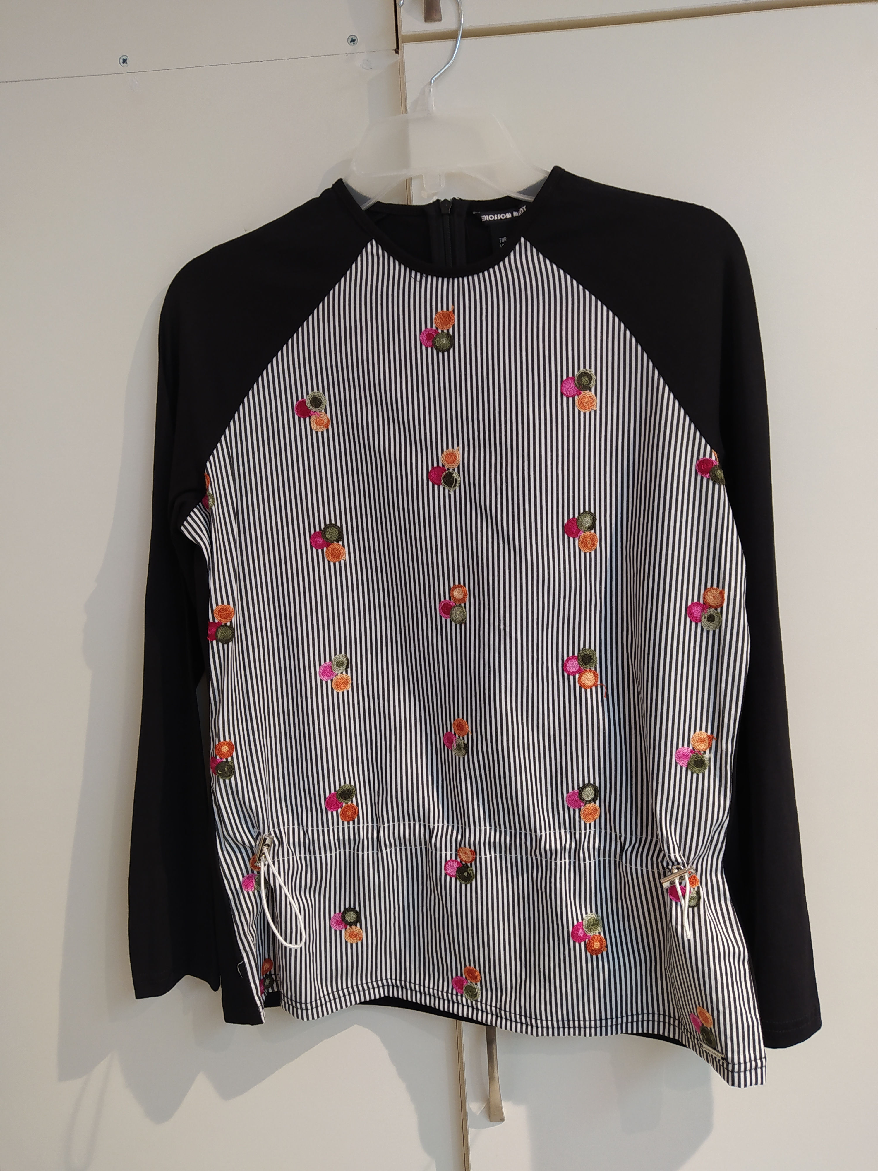 1002 ליידי די