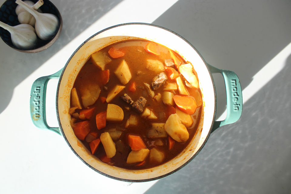 Steak and ale stew meal prep with seasonal vegetables and fine sirlion, high protein meal prep by Crewneck Chef in Raleigh, NC