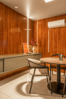 AVX07463-HDR (1).jpg