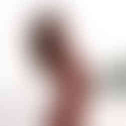portrait plein pied maillot de bain contre jour 