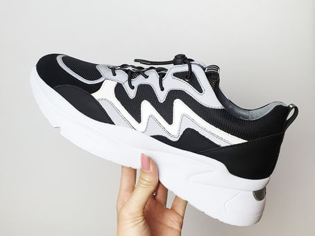 STATEMENT SNEAKER FÜR DEN HERBST