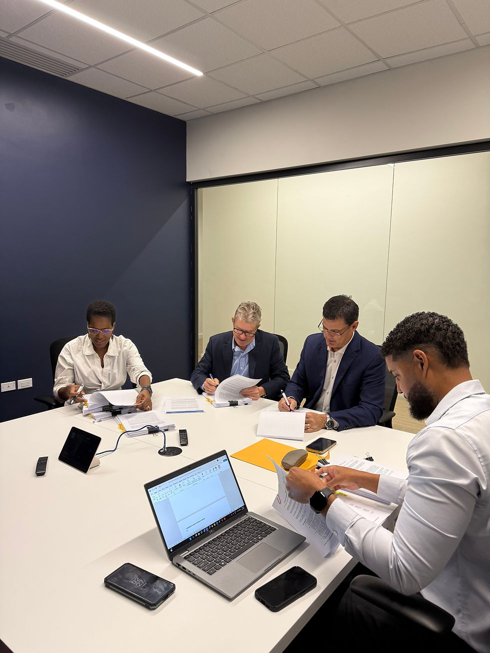 Partnership Agreement Signing at Sygnus Office