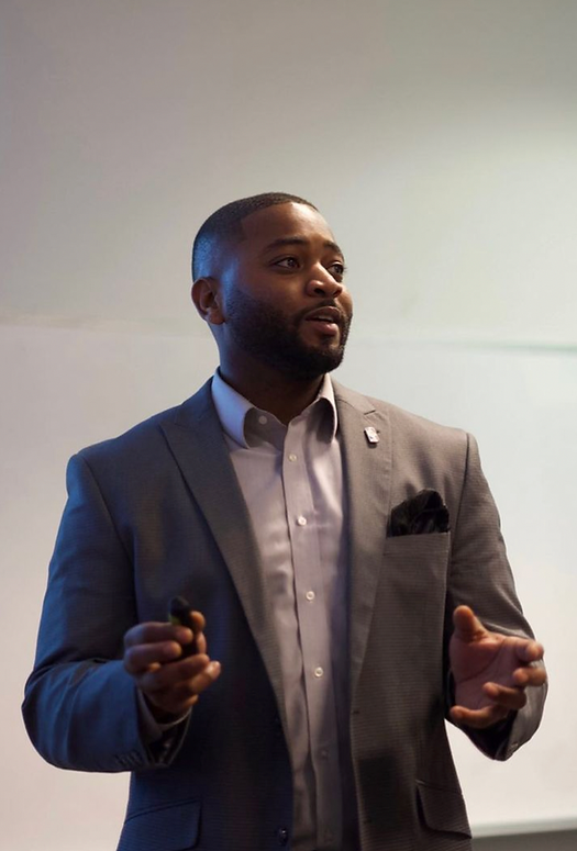 Marquise Watson speaking to college students