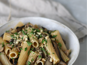 Pasta ai funghi e noci - ricetta vegana