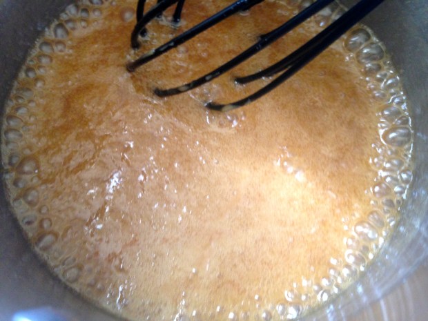 No Bake Cashew & Salted Caramel Ice Cream Cake