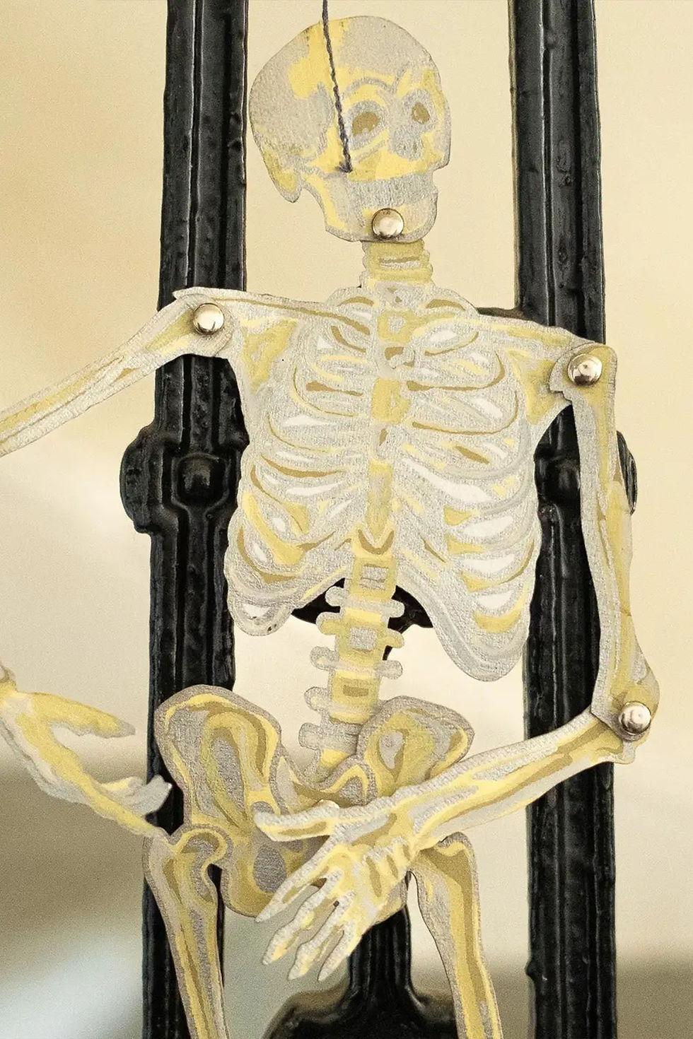 Thumbnail: Dancing Skeletons