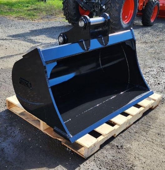 Smooth Edge Grading/Ditching/Landscape Bucket For Kubota U55, KX57