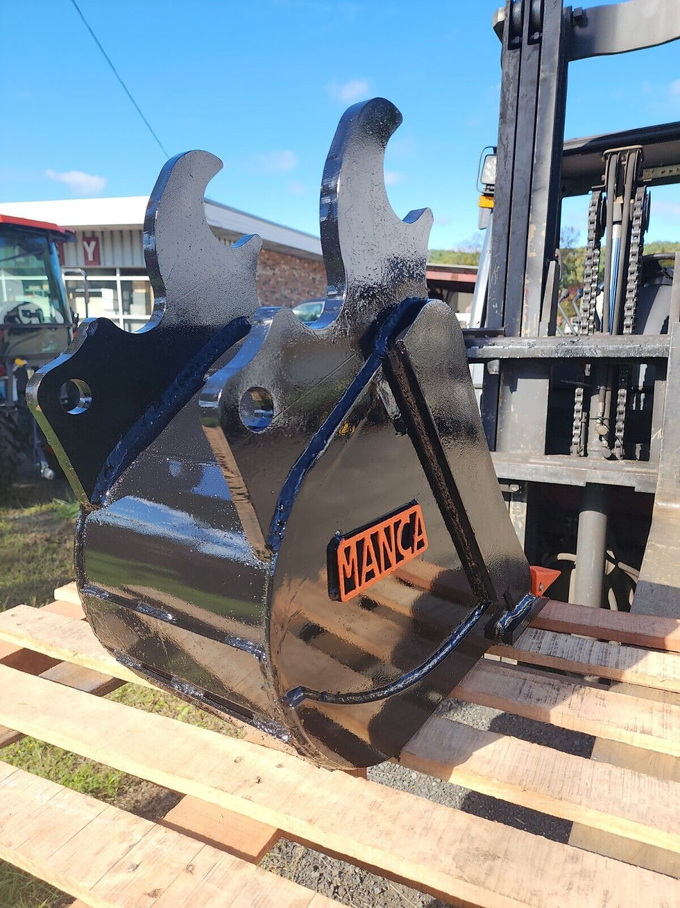 Thumbnail: 12'' Heavy Duty Kubota Bucket Fits KX040, KX71, KX91, KX121, U35, KX33