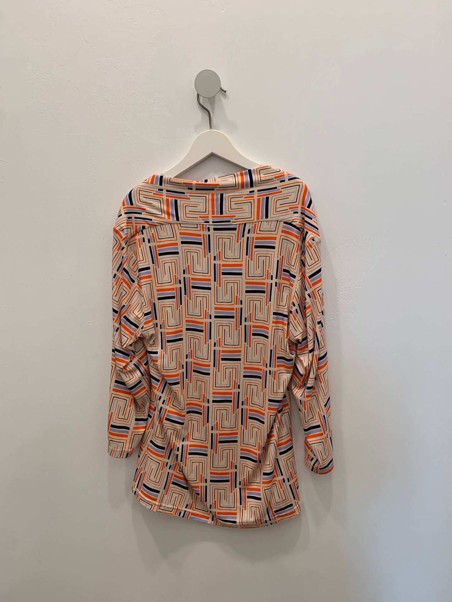 Trunk Show - NY 77 Geometric Grid Top CT009