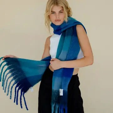 Arctic Fox & Co. Reykjavik Scarf - Blue Check RJKSCFCBU005