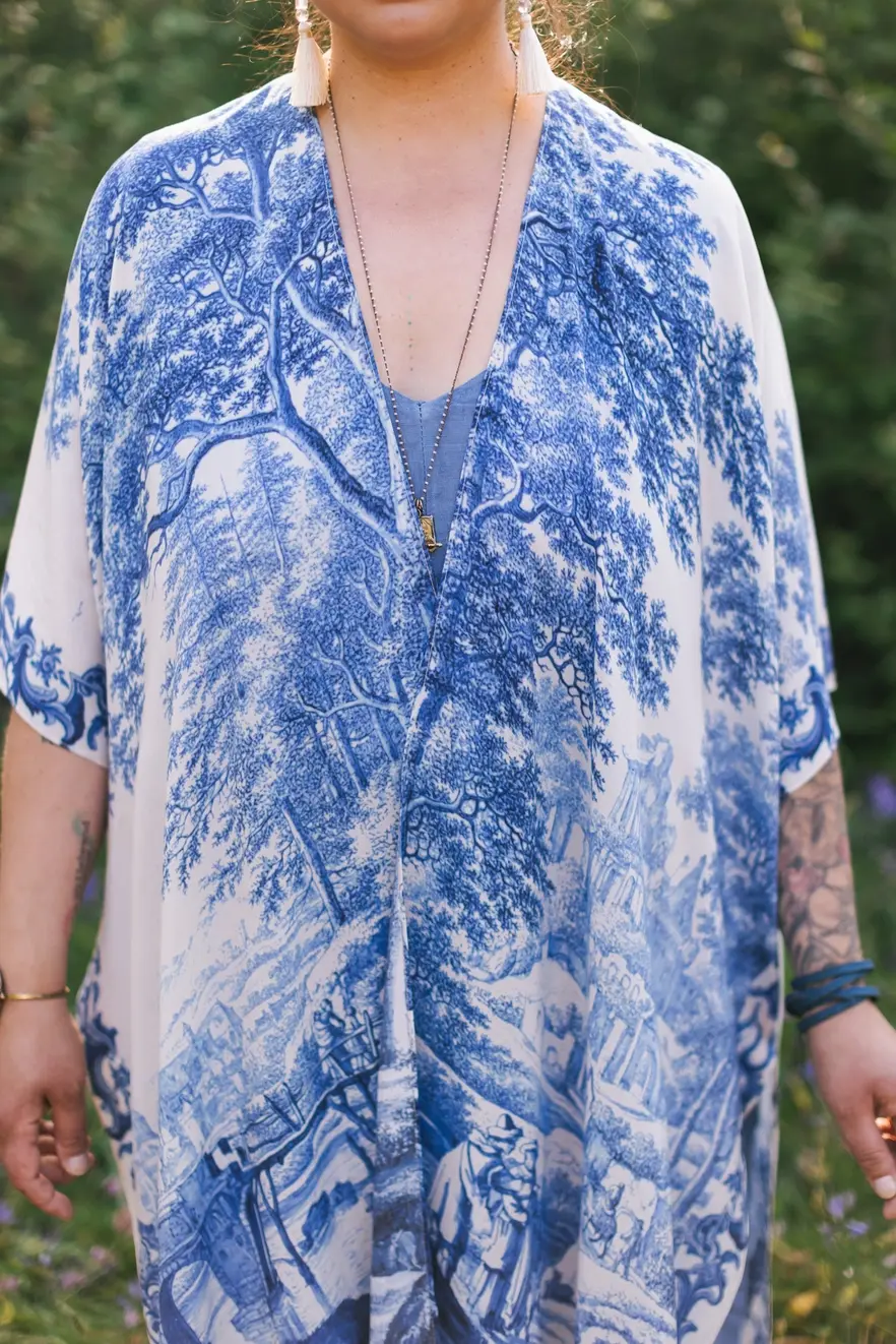 Market of Stars Let the Light in Bohemian Goddess Starduster Kimono W Delft