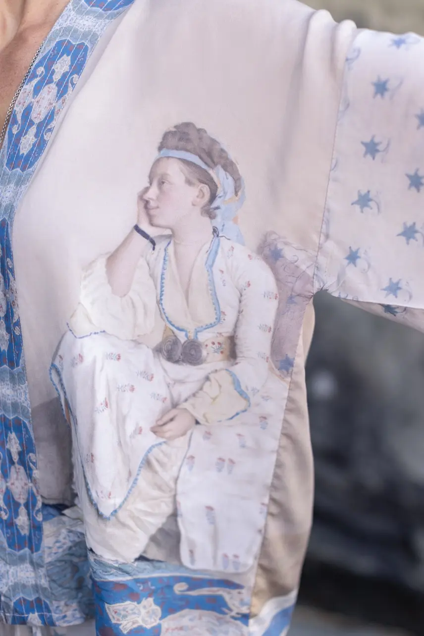 Market of Stars Head in the Clouds Cropped Kimono HIC Crop