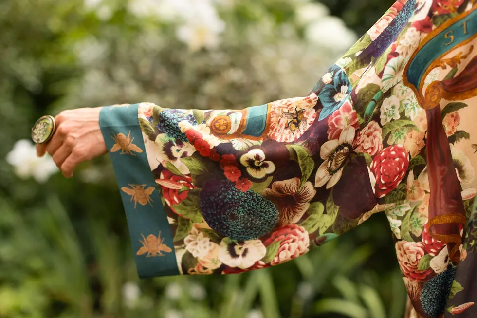 Market of Stars Stay Gold Pixie Duster Cropped Kimono with Rabbit and Bees