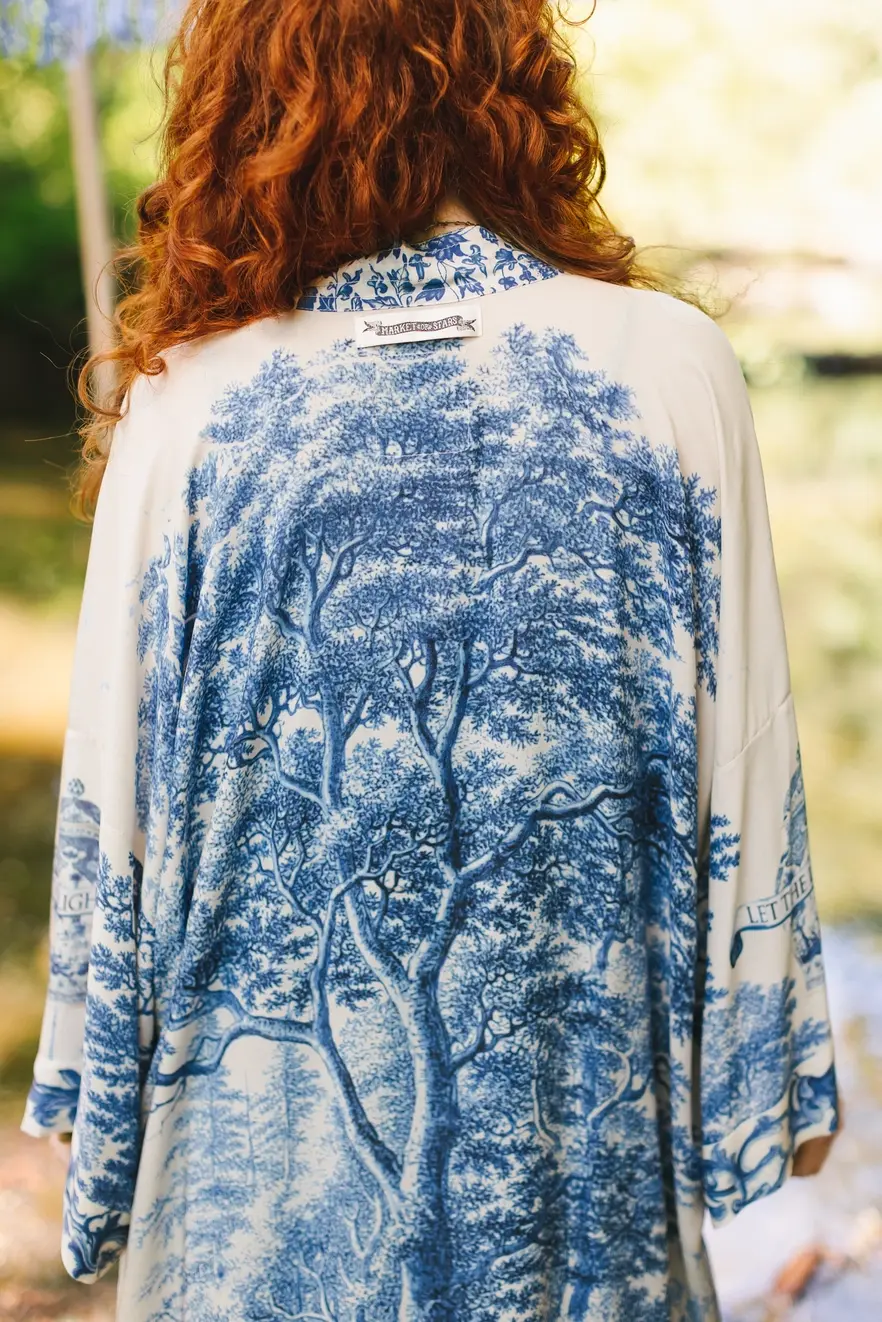 Market of Stars Let The Light In Opera Duster Kimono Robe Blue Delft Toile LTLI0ODU000