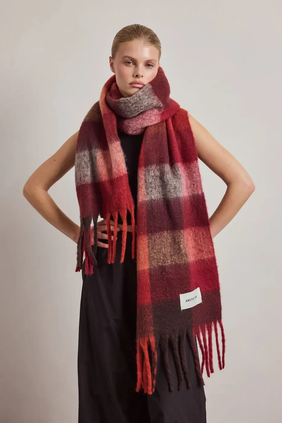 The Reykjavik Scarf - 100% Recycled - Burgundy check RJKSCFCRE007
