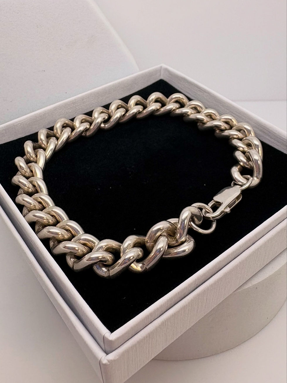 Thumbnail: Solid Silver chunky link curb bracelet Men’s 