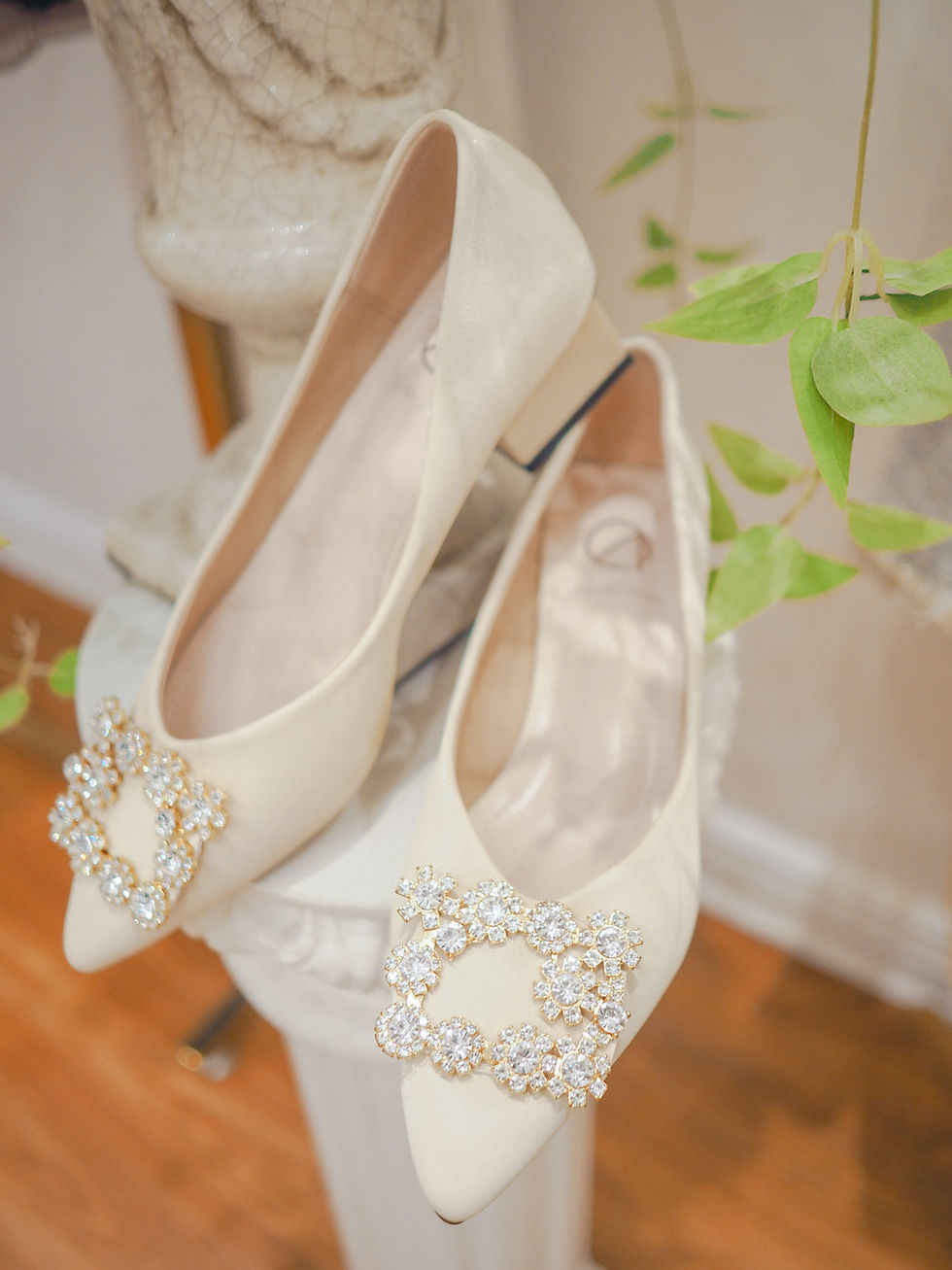 Thumbnail: Square Buckle Low Heels