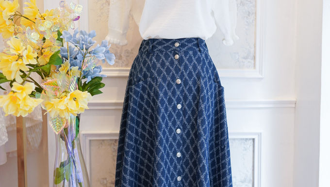 The Diamond-shaped Denim Skirt