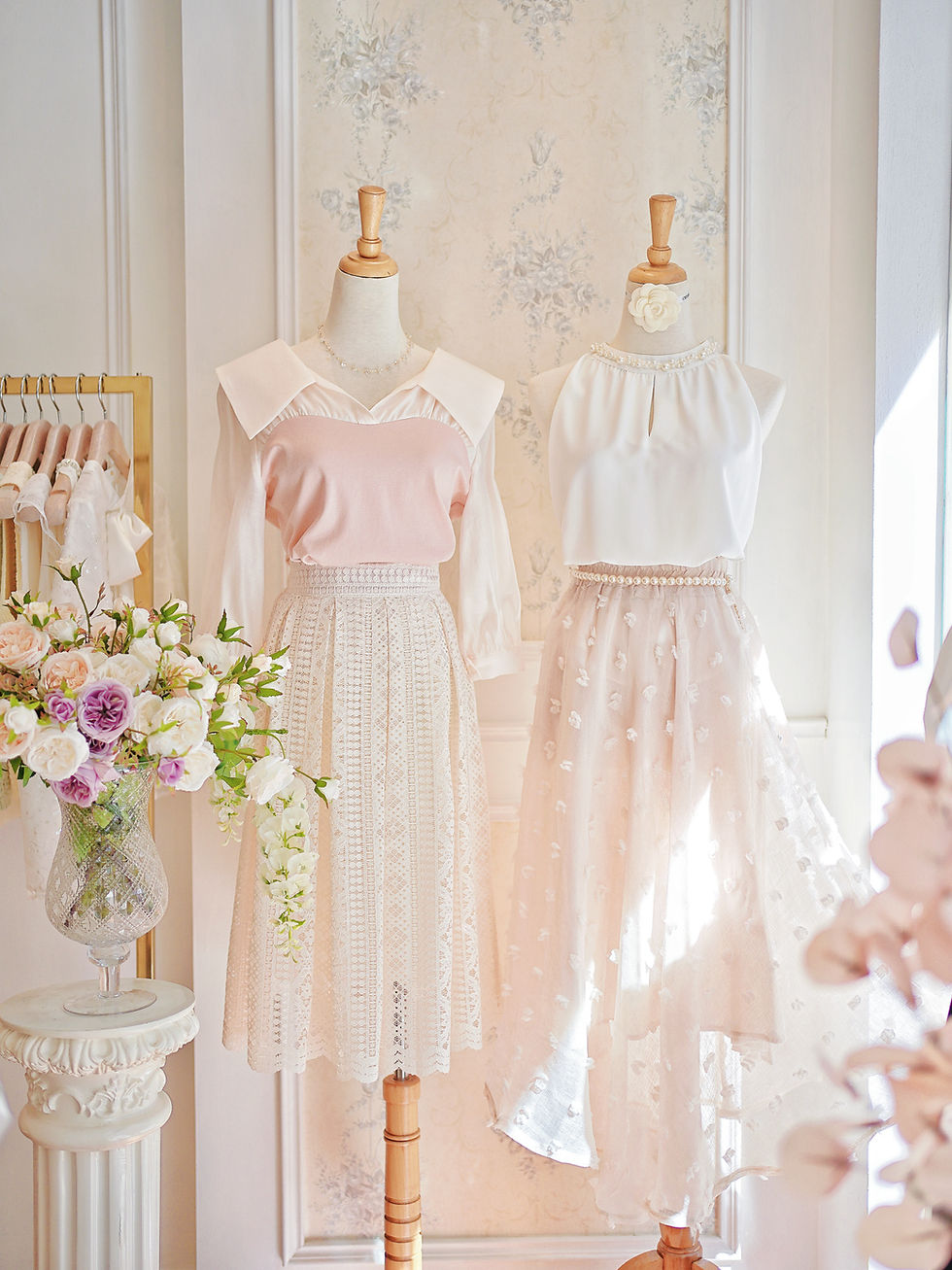 Thumbnail: The Lace Midi Pleats Skirt