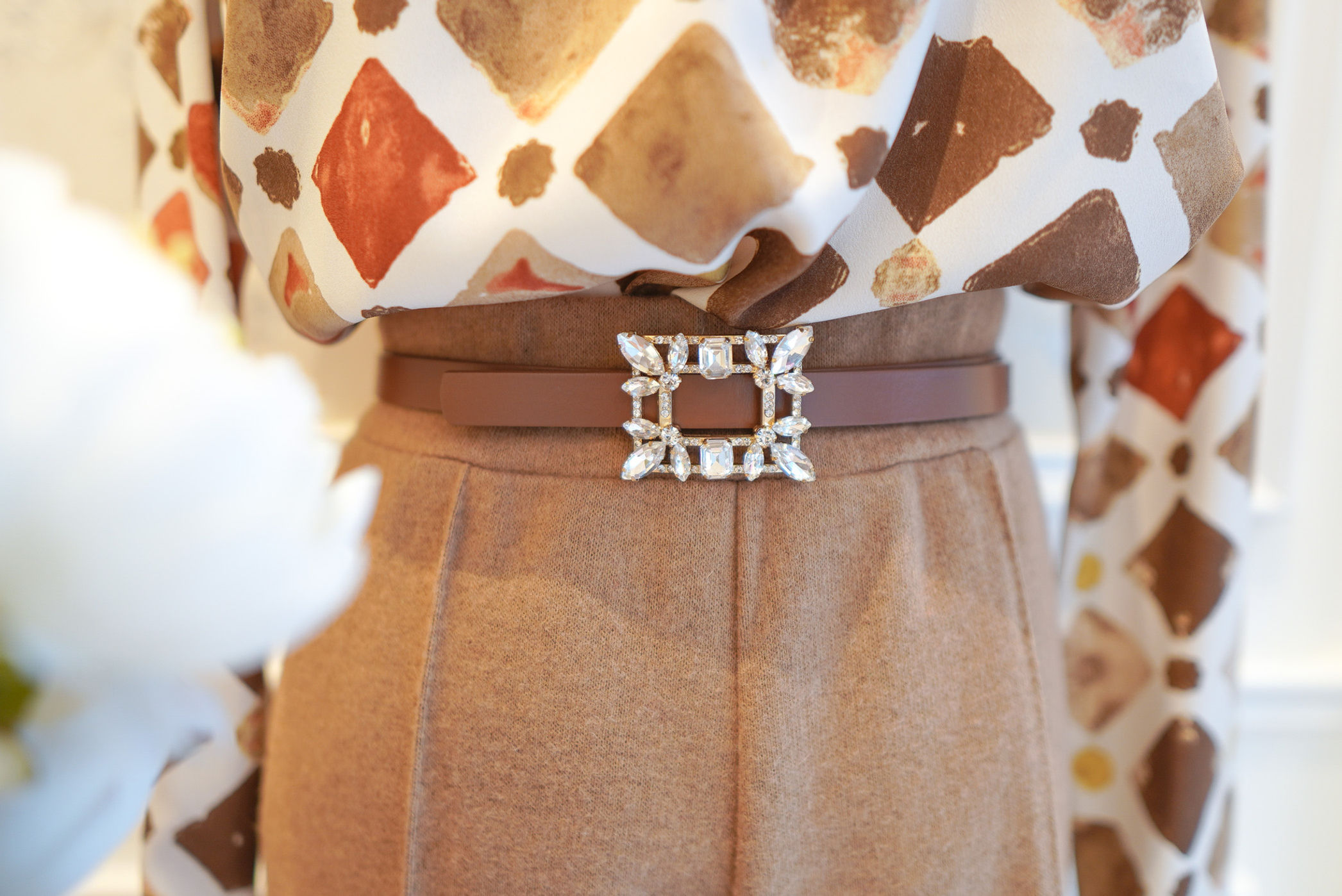 The Leather Buckle Belt (Brown/Black)