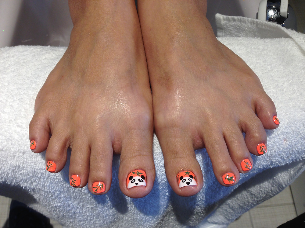 Allure Nail Bar Duluth - Holiday nail art