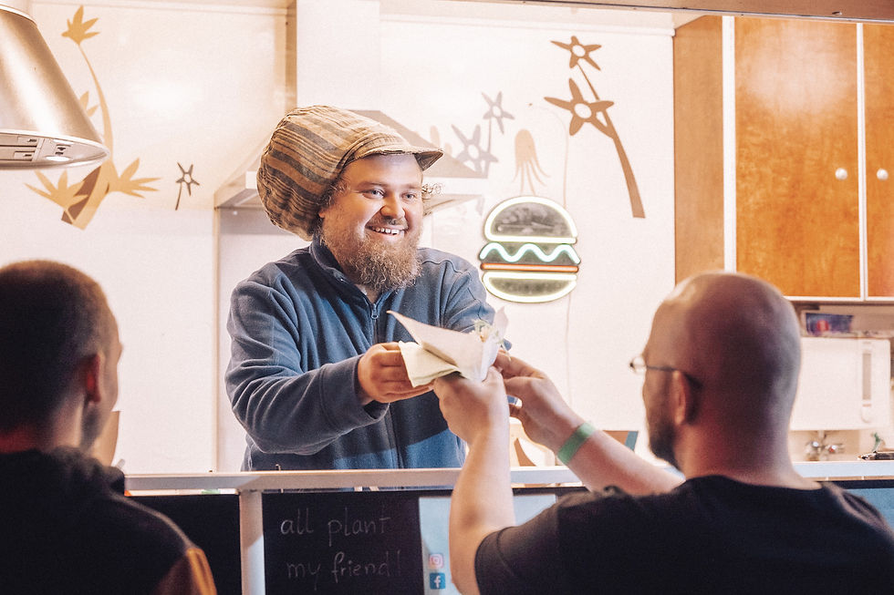 Food Trucks United || Chakula