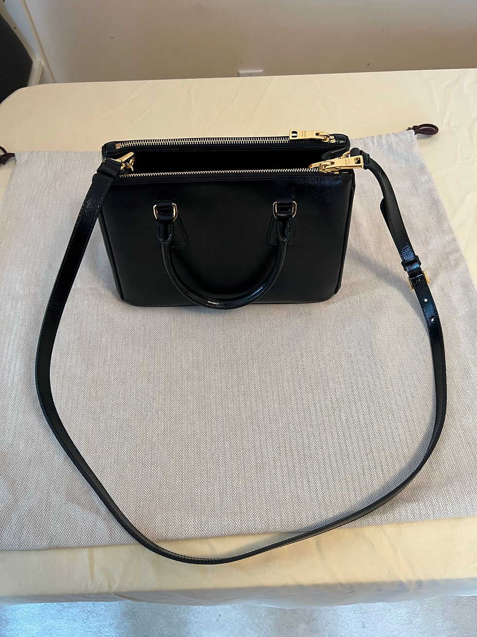 Thumbnail: Prada Galleria Saffiano Leather Bag Glossy Black Small