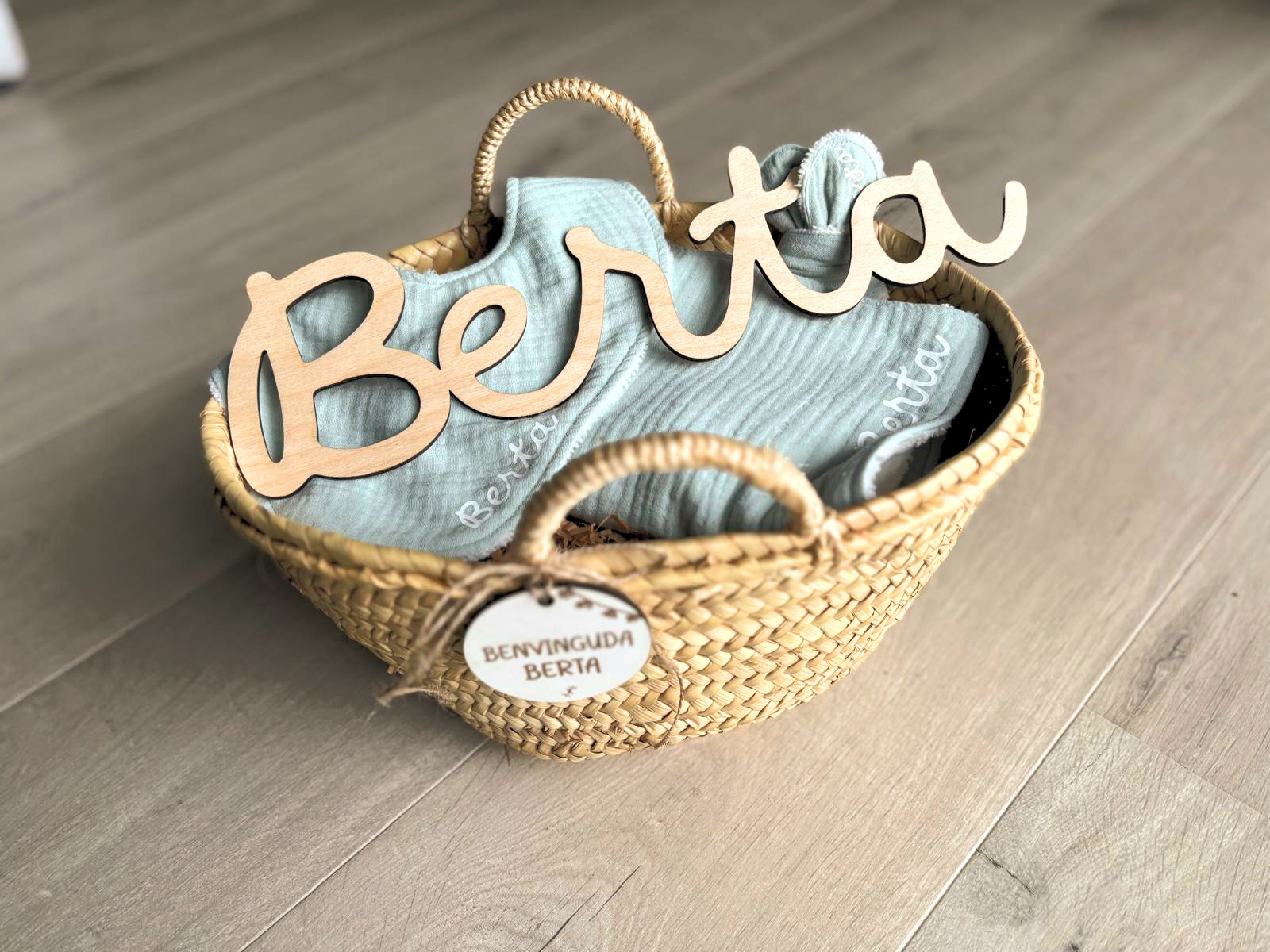 PACK NADÓ AMB NOM  DE FUSTA