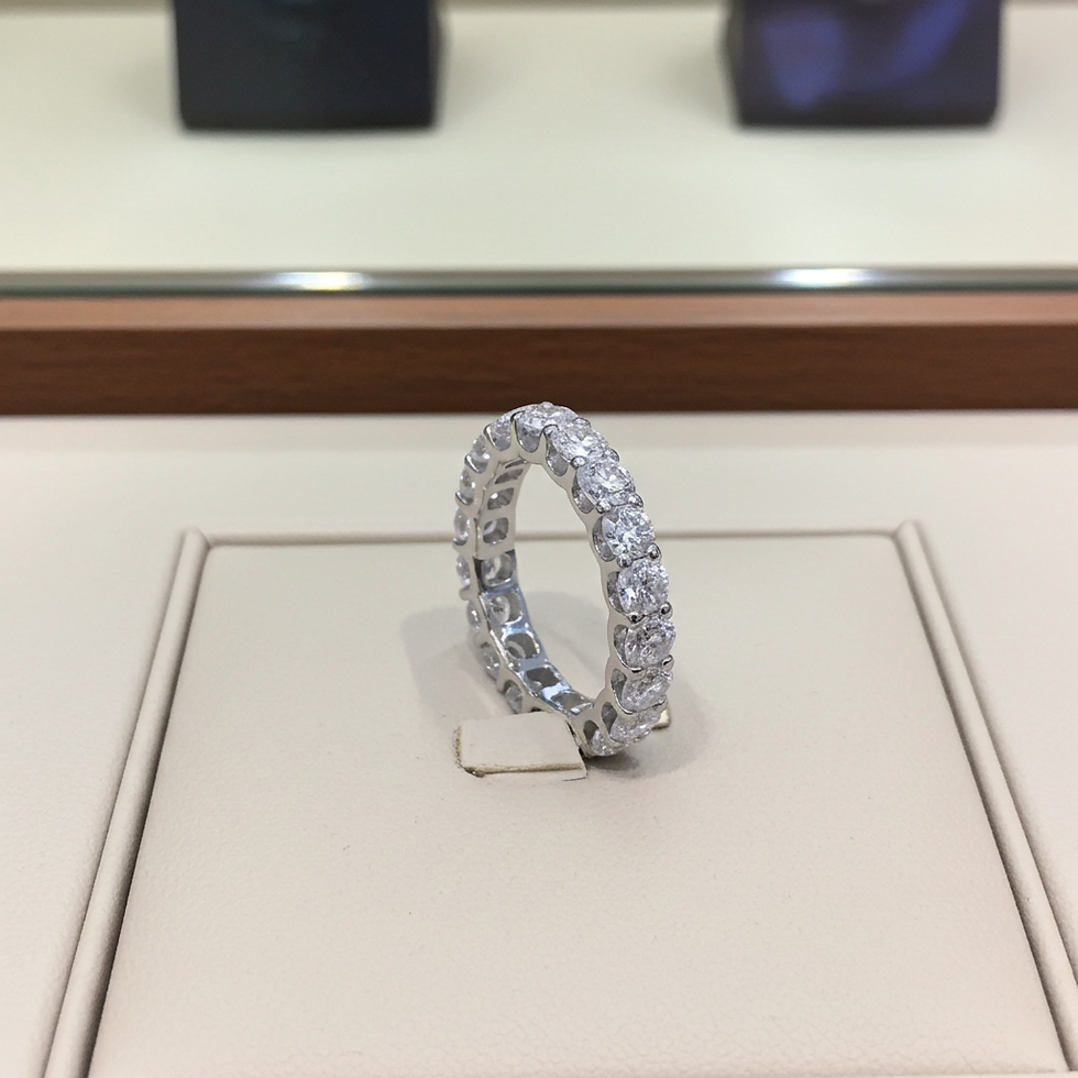 الصورة المصغرة: Anello riviera - 18 carati Oro bianco - 3.02ct. tw. Diamante Naturale