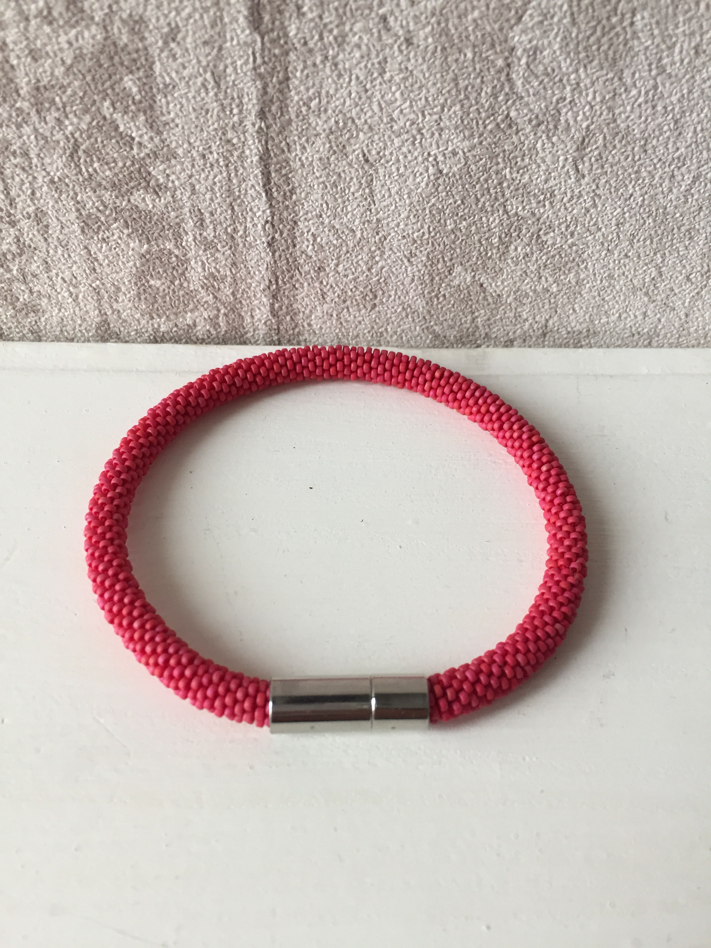 Bracelet rose bonbon